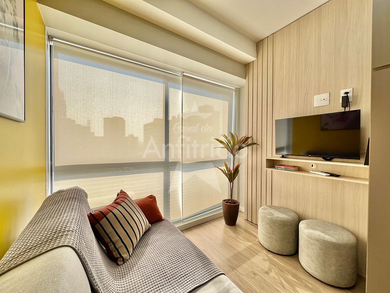 Apê Yellow 8º andar Allianz com ar e garagem