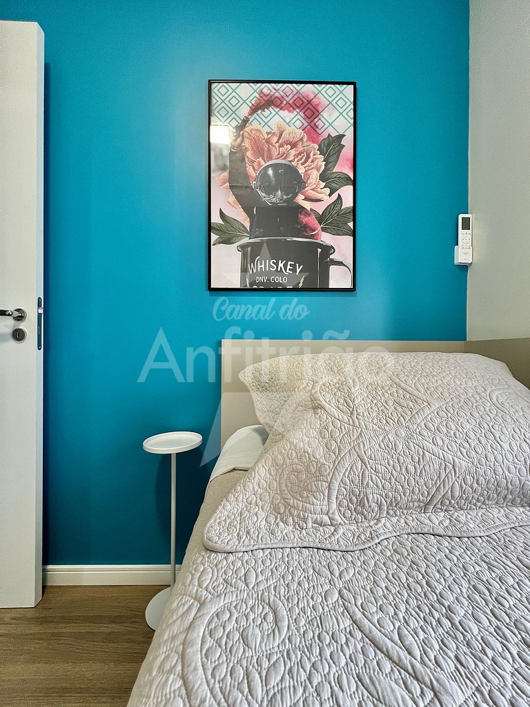 Apê azul 8º andar Allianz + A/C + vaga 6x sem juros