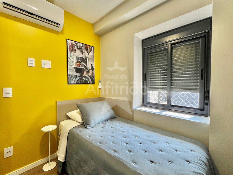 Apê Yellow 8º andar Allianz com ar e garagem