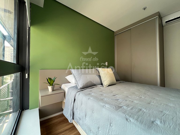 Apê lindinho com ar a 300 m do Allianz Parque