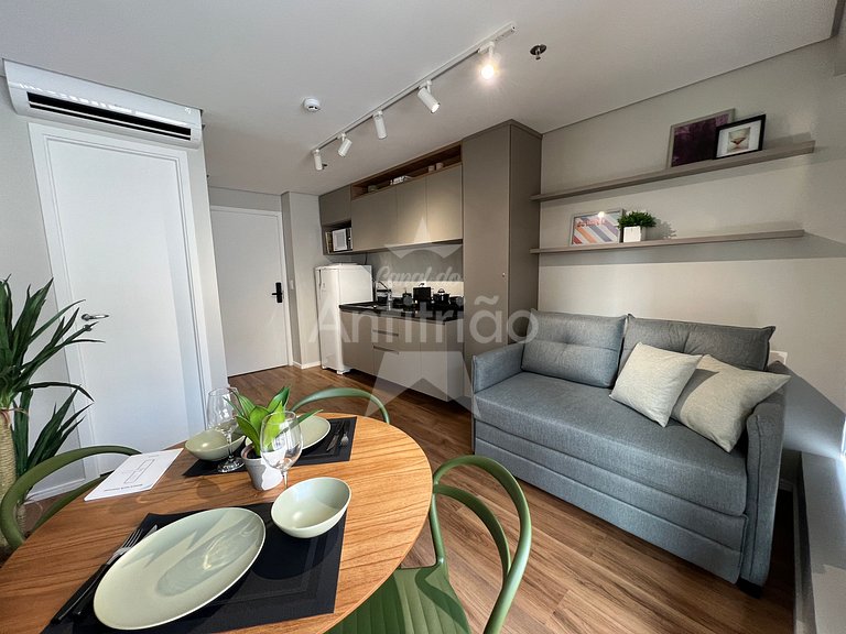 Apê lindinho com ar a 300 m do Allianz Parque