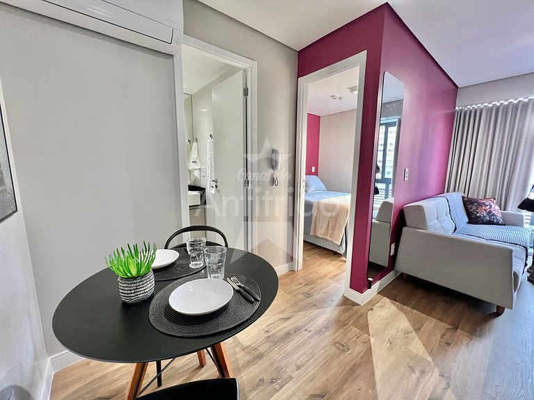 Apê Pink 6º andar com ar 500 m do Allianz Parque