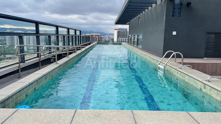 Apê azul 8º andar Allianz + A/C + vaga 6x sem juros