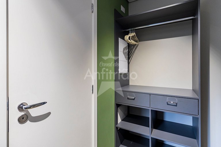 Apê business Lapa com A/C próx. Allianz em 6x