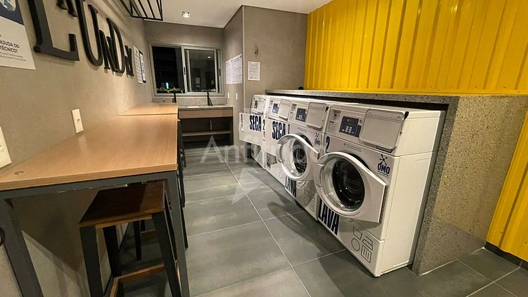 Studio Madá | 5 min do metrô + piscina e ar cond.