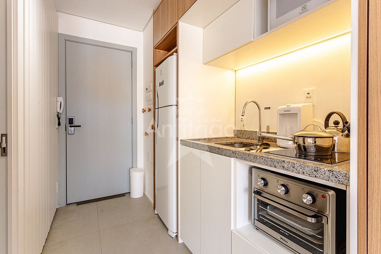 Studio Madá | 5 min metrô + piscina e A/C | em 6x