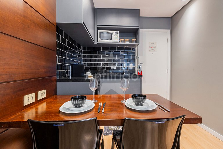 Flat king size consulado americano, garagem + A/C