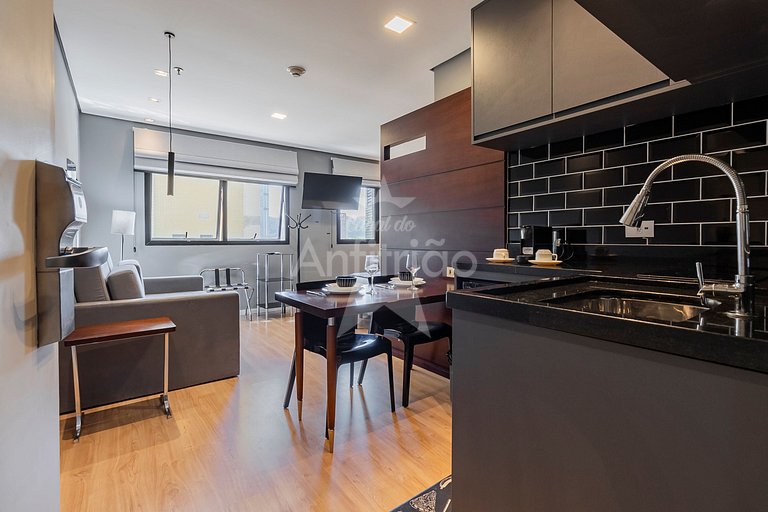 Flat king size consulado americano, garagem + A/C