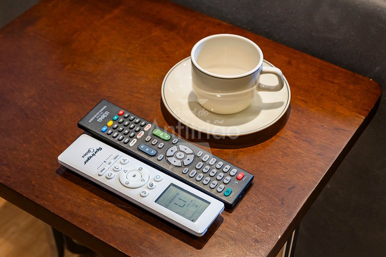 Flat king size consulado americano, garagem + A/C