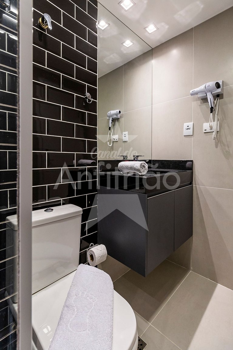 Flat king size, consulado, garagem + A/C | em 6x
