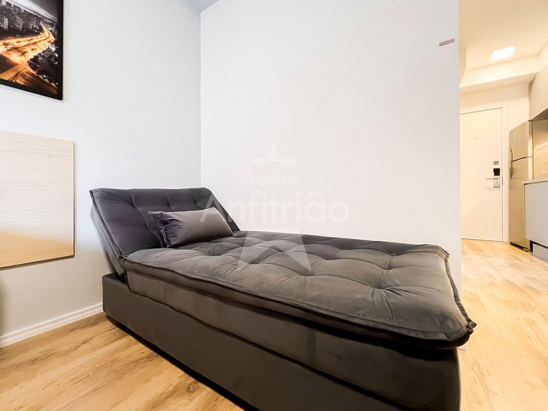 Apê no Brooklin com A/C, mega bem localizado