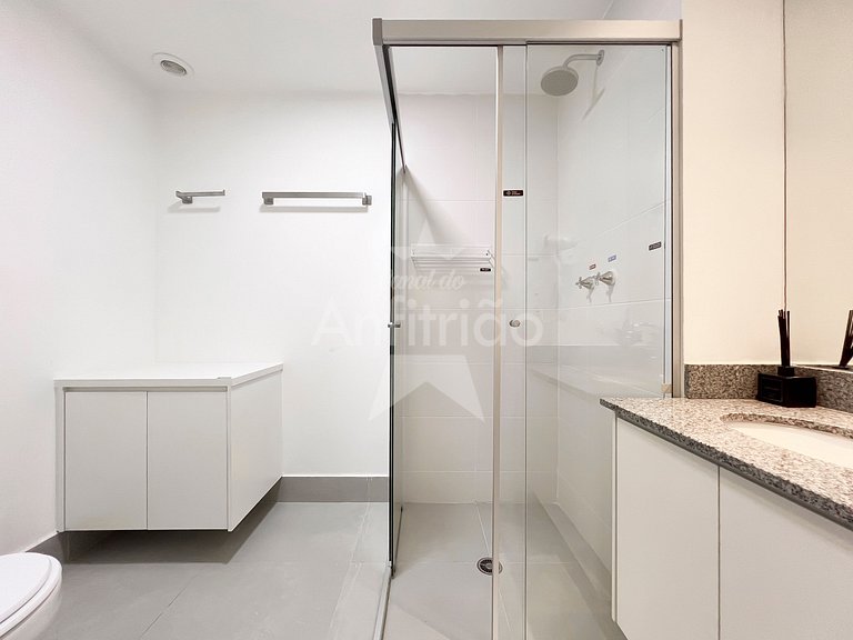 Apê no Brooklin com A/C, mega bem localizado