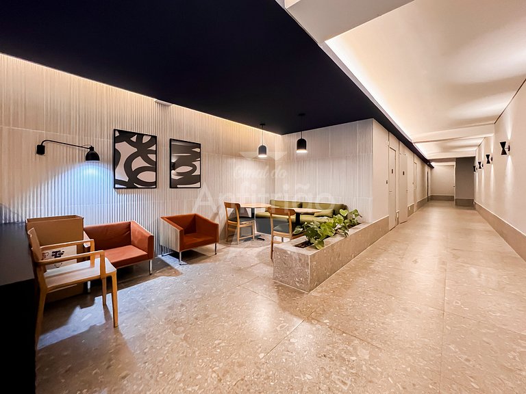 Apê no Brooklin com A/C, mega bem localizado