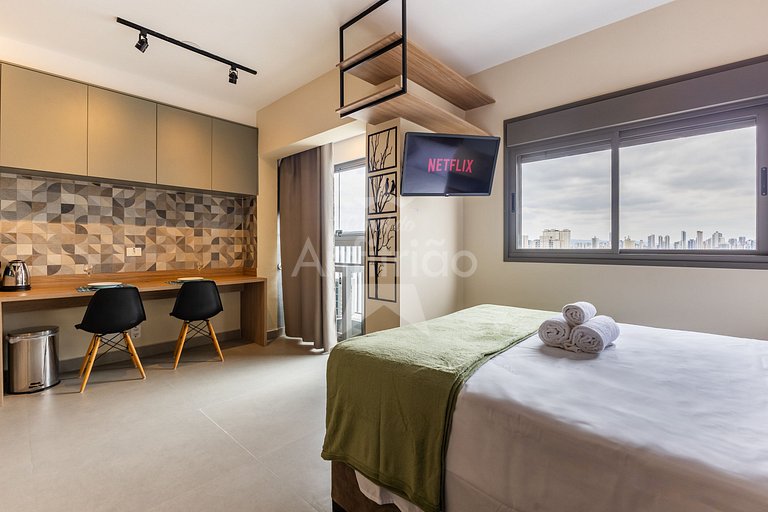 Vista do 25º andar com A/C a 100m do metrô!