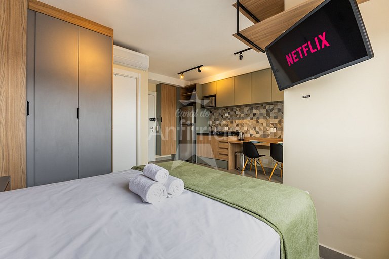 Vista do 25º andar com A/C a 100m do metrô!