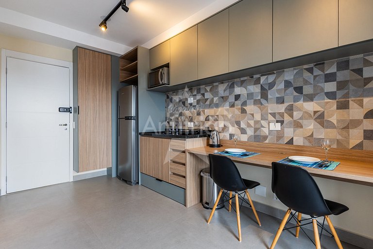 Vista do 25º andar com A/C a 100m do metrô!