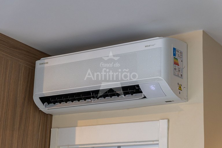 Vista do 25º andar com A/C a 100m do metrô!