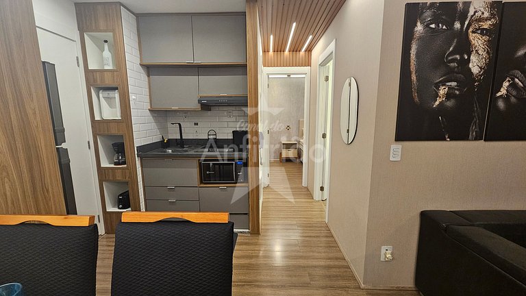 Apê Uau! a 150 m do Metrô com piscina e academia