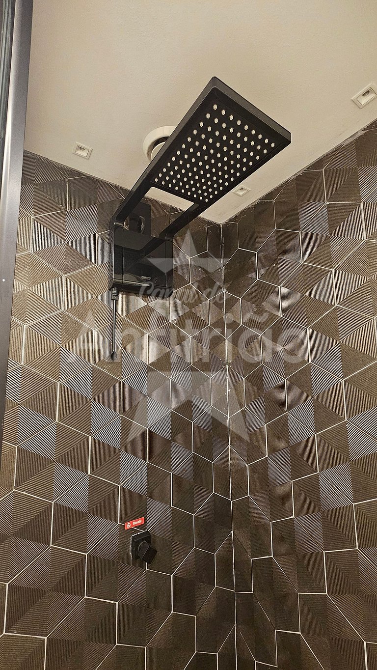 Apê Uau! a 150 m do Metrô com piscina e academia