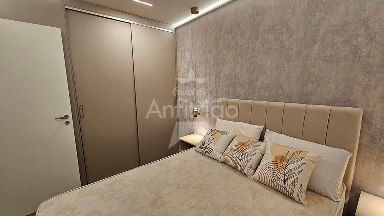 Apê Uau! a 150 m do Metrô com piscina e academia