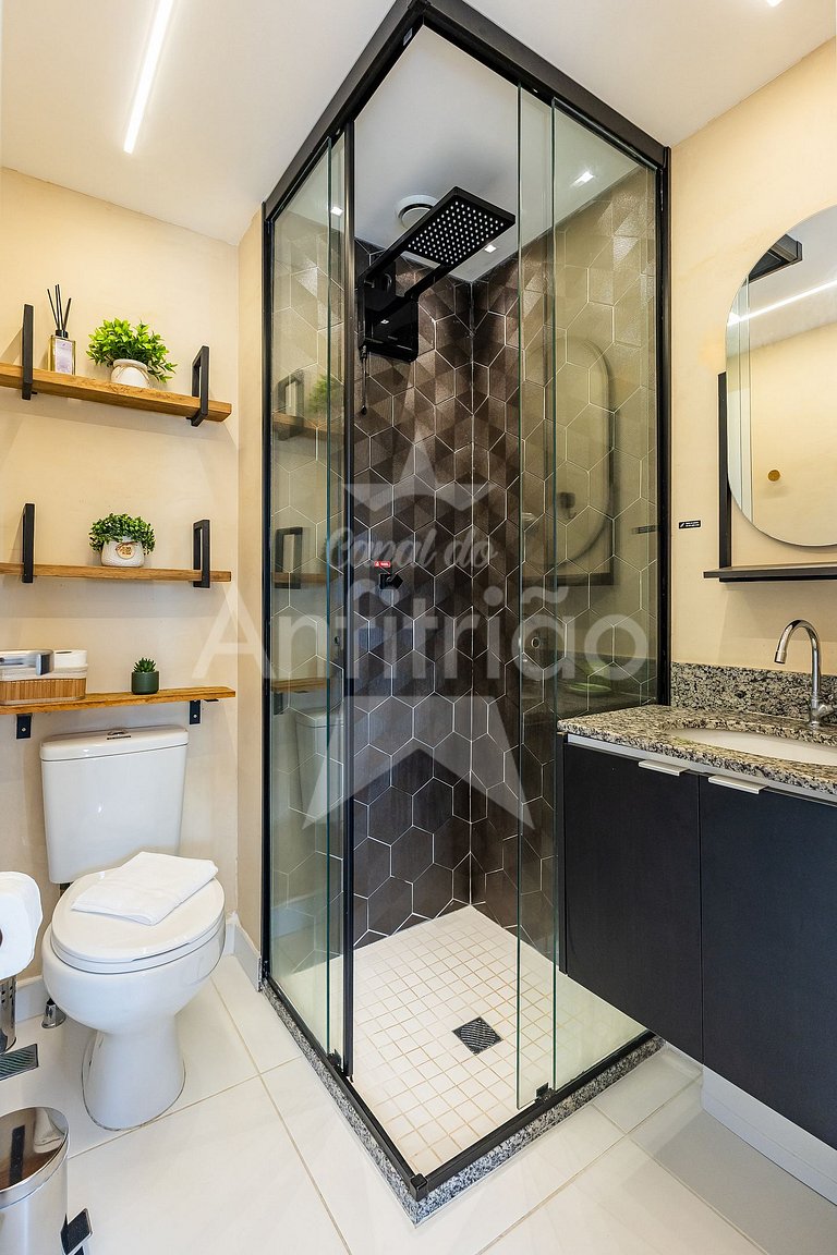 Apê Uau! a 150 m do Metrô com piscina e academia