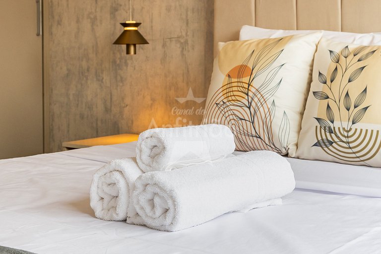 Apê Uau! a 150 m do Metrô com piscina e academia