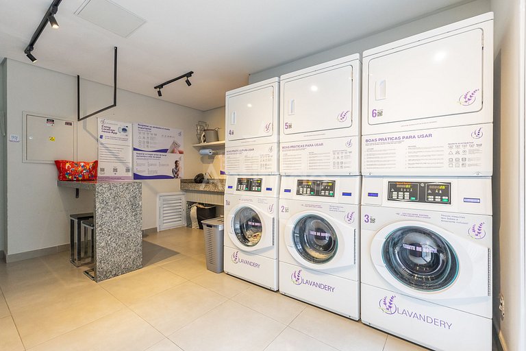 Apê Uau! a 150 m do Metrô com piscina e academia