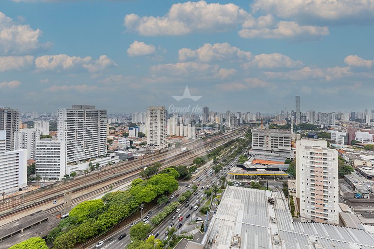 Apê Uau! a 150 m do Metrô com piscina e academia