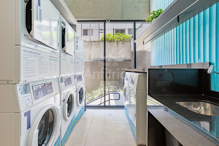 Arraso de apê na Frei Caneca com ar condicionado