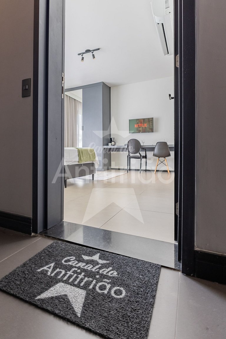 Apê tudo a pé 13º andar com ar condicionado