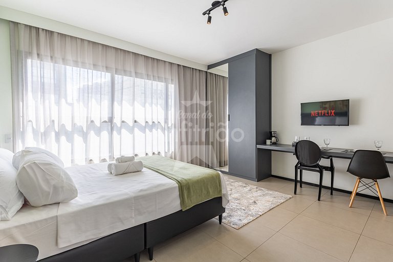 Apê tudo a pé 13º andar com ar condicionado