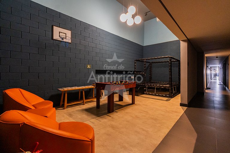 Apê tudo a pé 13º andar com ar condicionado