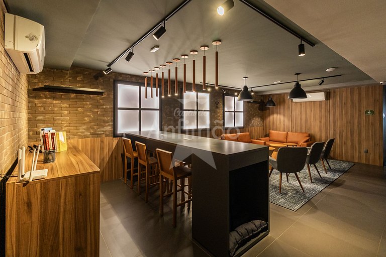 Apê tudo a pé 13º andar com ar condicionado