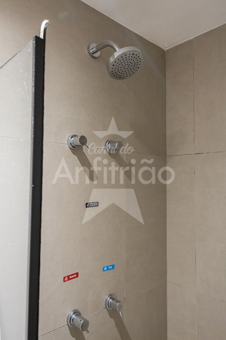 Apê tudo a pé 13º andar com ar condicionado