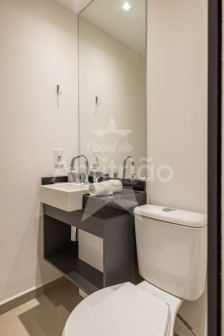 Apê tudo a pé 13º andar com ar condicionado