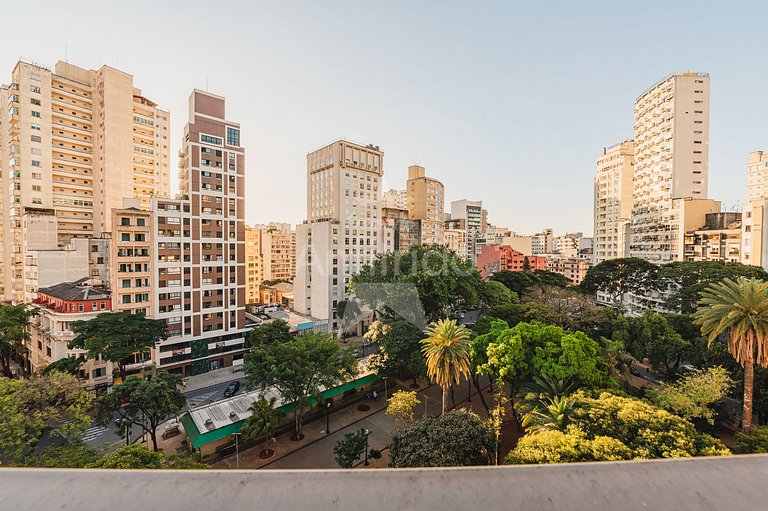 Studio 9º com vista, ar condicionado a 300m metrô