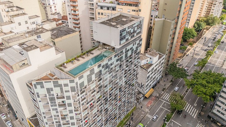 Studio a 100 m do Metrô com piscina no rooftop